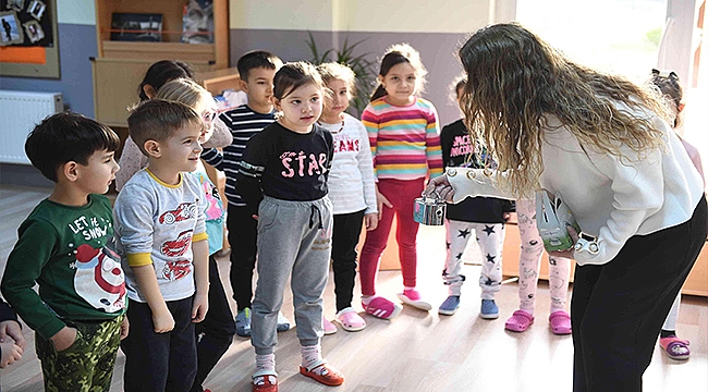 ATA'M KREŞ'İN MİNİKLERİ YENİ KUMBARALARINDA BİRİKİM YAPACAK