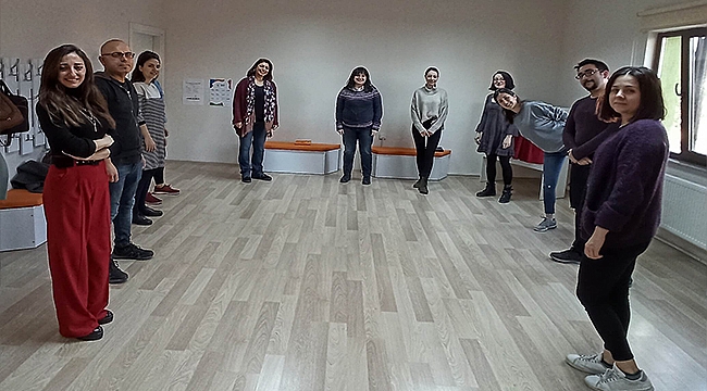 ÇOCUK KÜLTÜR EVİ'NDE DRAMA EĞİTİCİ EĞİTİMİ BAŞLADI