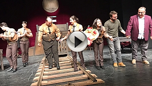 "KARAR OYUNU ÇANAKKALE'DE SAHNE ALDI"