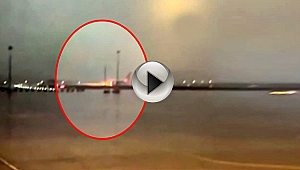 PARÇALANAN YOLCU UÇAĞININ PİSTTEN ÇIKMA GÖRÜNTÜLERİ ORTAYA ÇIKTI
