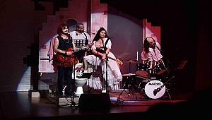 "TARLA KUŞUYDU JULİET" ÇANAKKALE'DE SAHNELENDİ