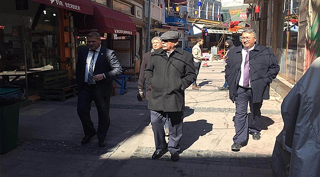 BAŞKAN GÖKHAN, SALGIN HASTALIK RİSKİNE KARŞI ALINAN TEDBİRLERİ İNCELEDİ