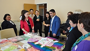  "BİR İLMEK BİN YÜREK" GÖNÜLLÜLERİNDEN YENİ DOĞAN BEBEKLERE HEDİYELER