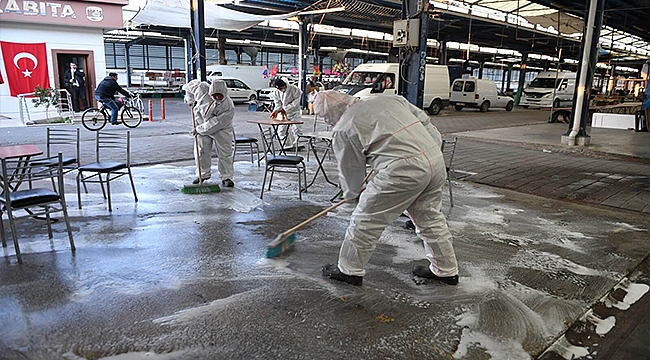 CUMA PAZARI ÖNCESİNDE PAZAR ALANI DEZENFEKTE EDİLDİ