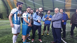 FUTBOL TURNUVASI SONA ERDİ