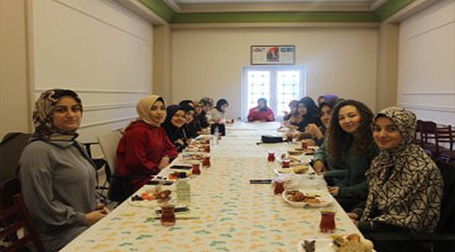 GENÇLİK LİDERLERİ BULUŞTU