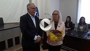 KENTLİ KADINLARDAN BAŞKAN GÖKHAN'A ZİYARET