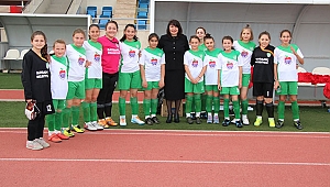 KIZLARIMIZ İSTEDİĞİNDE HER ŞEYİ BAŞARABİLİR