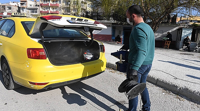 KÖY MİNİBÜSLERİ VE TAKSİLER DEZENFEKTE EDİLİYOR