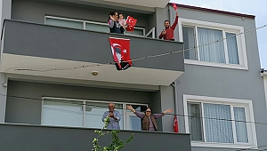 BAYRAMİÇ BELEDİYESİ, 23 NİSAN COŞKUSUNU ÇOCUKLARIN AYAĞINA GÖTÜRDÜ