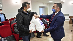 BİGA BELEDİYESİ'NDEN MUHTARLIK VE ODALARA 10 BİN MASKE