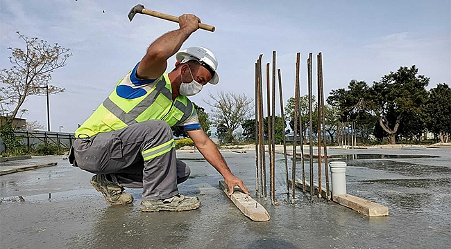 ÇANAKKALE BELEDİYESİNİN TEKNİK ÇALIŞMALARI DEVAM EDİYOR