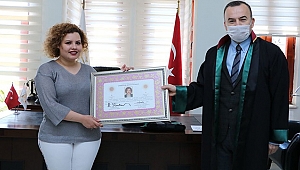 SOSYAL MESAFELİ TÖRENLE RUHSATLARINI ALDILAR