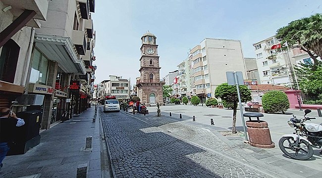 SOKAKLARDA GENÇLİK ŞARKILARI YAYINLANDI