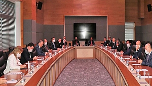 "ANKARA'DA BAROLARI VE SAVUNMAYI SAVUNDUK"