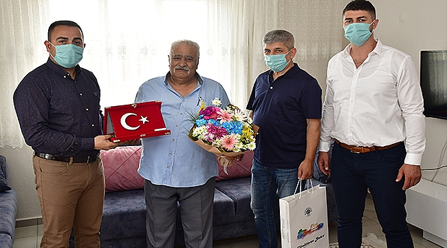 BAŞKAN ERDOĞAN'DAN BABALAR GÜNÜ'NDE ANLAMLI ZİYARET