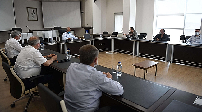 BAŞKAN GÖKHAN, ESNAF ODA BAŞKANLARI İLE BİR ARAYA GELDİ