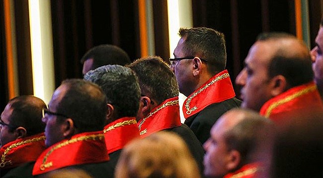 ÇANAKKALE'DE 8 HAKİM, 5 SAVCININ GÖREV YERİ DEĞİŞTİ!