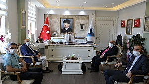 EVRENSEL HAFIZLAR DERNEĞİ ÇANAKKALE ŞUBESİNDEN VALİ AKTAŞ'A HAYIRLI OLSUN ZİYARETİ