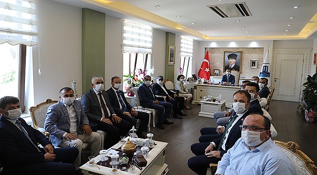 İL GENEL MECLİSİ AK PARTİ VE MHP GRUBUNDAN VALİ AKTAŞ'A HAYIRLI OLSUN ZİYARETİ