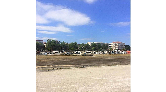 TEMİZLİK FAALİYETLERİ ARALIKSIZ SÜRÜYOR