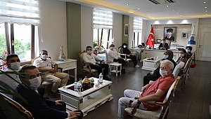 TÜRKİYE GAZİLER VE ŞEHİT AİLELERİ VAKFI ÇANAKKALE ŞUBESİ'NDEN, VALİ İLHAMİ AKTAŞ'A ZİYARET