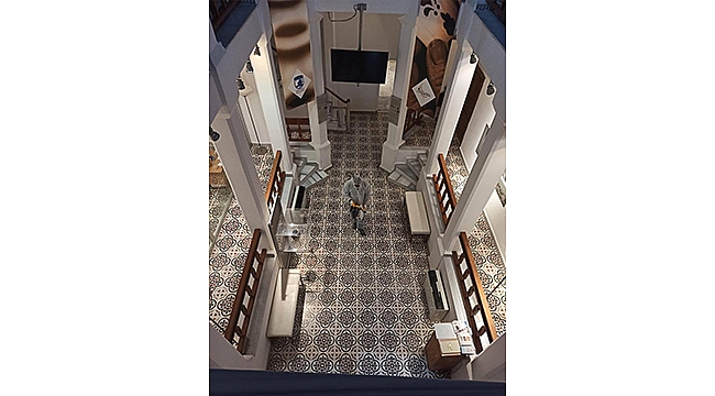 YAZAR VE SANATÇI EVİ İLE ECE AYHAN KÜLTÜR EVİ YENİDEN HİZMETE BAŞLADI