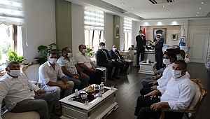 AK PARTİ GELİBOLU İLÇE YÖNETİMİNDEN VALİ AKTAŞ'A HAYIRLI OLSUN ZİYARETİ