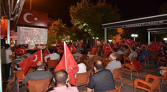 "AY-YILDIZ BAYRAĞIMIZI DALGALANDIRAN KAHRAMAN YİĞİTLERE SELAM OLSUN"