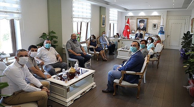 CHP MERKEZ İLÇE YÖNETİMİNDEN VALİ AKTAŞ'A ZİYARET