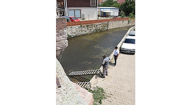 DERE YATAĞINDA BÜYÜK TEMİZLİK