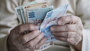 EMEKLİLERE 11 MİLYAR LİRALIK İKRAMİYE ÖDEMESİ YAPILDI