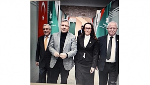 GELECEK PARTİSİ SAHAYA İNİYOR