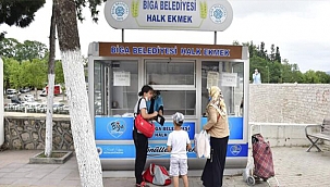 HALK EKMEK DAĞITIMI SÜRÜYOR