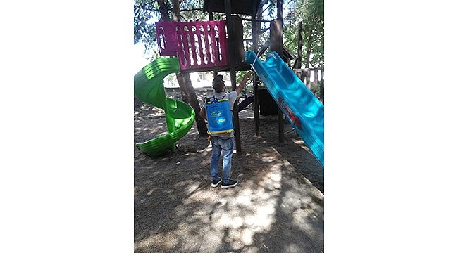 PARKLAR DEZENFEKTE EDİLDİ