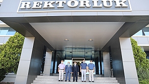VALİ AKTAŞ, ÇANAKKALE ONSEKİZ MART ÜNİVERSİTESİNİ ZİYARET ETTİ