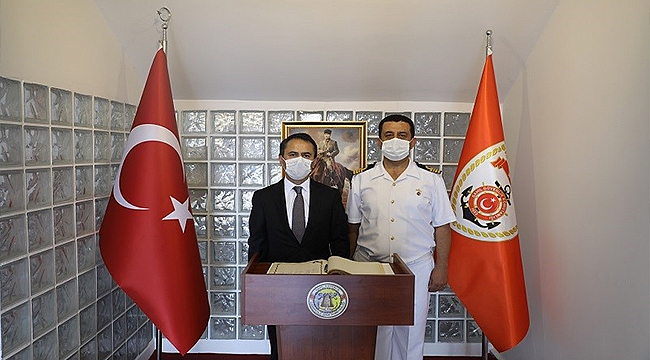 VALİ AKTAŞ, SAHİL GÜVENLİK ÇANAKKALE GRUP KOMUTANLIĞINI ZİYARET ETTİ