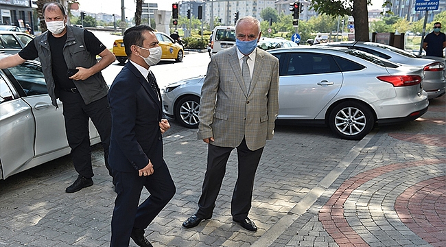 VALİ AKTAŞ'TAN İADE-İ ZİYARET
