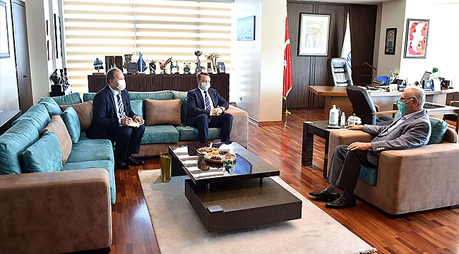 AVUSTRALYA BÜYÜKELÇİSİ INNES-BROWN'DAN BAŞKAN GÖKHAN'A ZİYARET