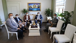 CHP ÇANAKKALE MİLLETVEKİLİ MUHARREM ERKEK, VALİ AKTAŞ'I ZİYARET ETTİ