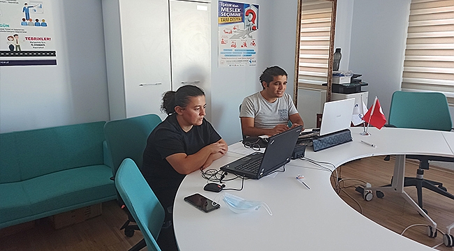 ENGELLİ VATANDAŞLARA İŞKUR'DAN ONLINE EĞİTİM