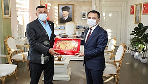 MHP İSTANBUL MİLLETVEKİLİ HAYATİ ARKAZ'DAN VALİ AKTAŞ'A ZİYARET