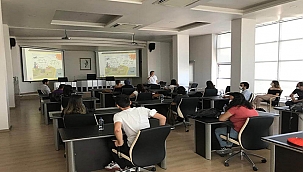 TIP ÖĞRENCİLERİNE TEMİZLİK EĞİTİMİ VERİLDİ