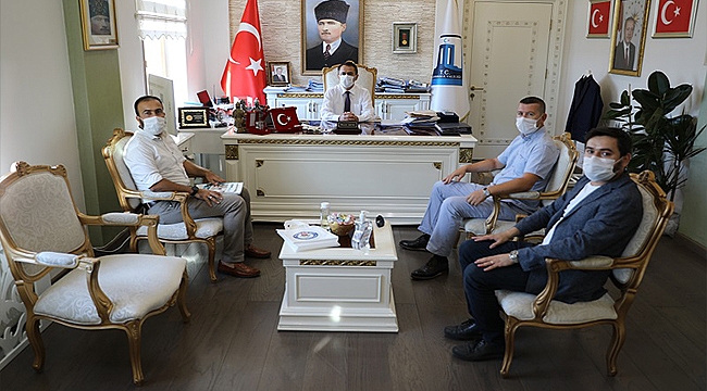 VALİ AKTAŞ, EĞİTİM BİR-SEN ÇANAKKALE ŞUBESİNİ KABUL ETTİ