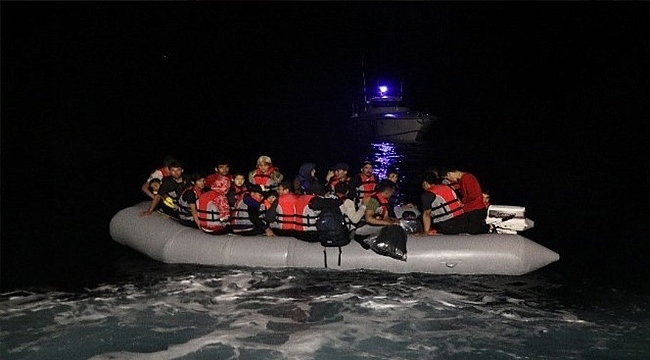 GÖÇMENLERİ SAHİL GÜVENLİK KURTARDI