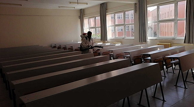 KPSS ÖNCESİNDE OKULLAR DEZENFEKTE EDİLDİ