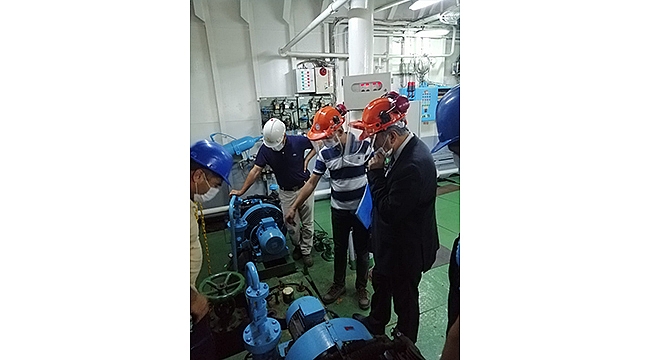 LAPSEKİ GEMİSİ BAKIM İÇİN TERSANEDE