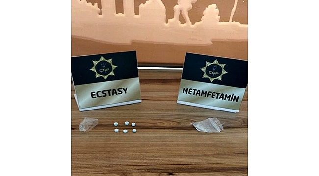 AFGANİSTANLI UYUŞTURUCU ÇETESİ YAKALANDI!