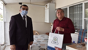 BAŞKAN BÜLENT ÖZ YAŞLILARI UNUTMADI