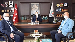 ÇANAKKALE İL VE ÇAN İLÇE MÜFTÜSÜ BAŞKAN ÖZ'Ü ZİYARET ETTİ